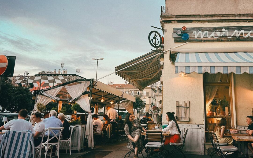 Gastro šetnja Rijekom: tržnica, riva i marenda na kraju